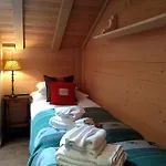 Haus Pasadena, Sleeps 3 - 4 *